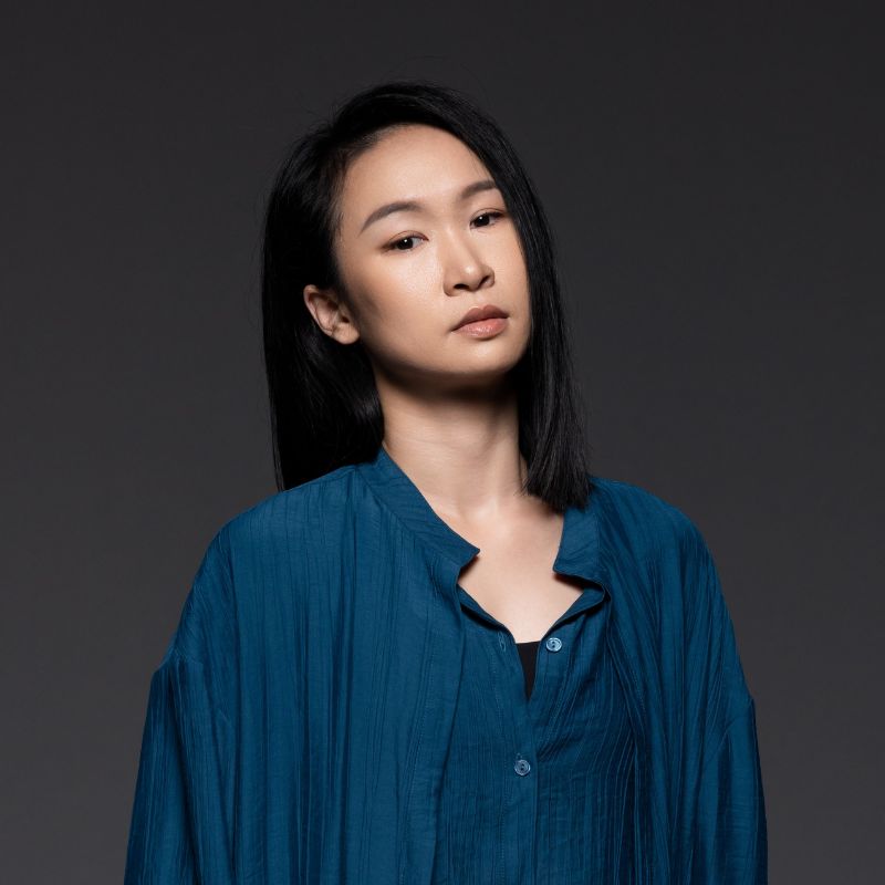 何泳濘